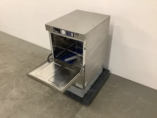 Hobart gcp-10a glazenvaatwasmachine met osmose - afbeelding 5 van  8