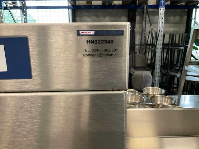 Hobart hno22340 korvenvaatwasmachine met aan en afvoertafel - afbeelding 3 van  8