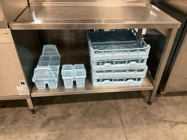Hobart hno22340 korvenvaatwasmachine met aan en afvoertafel - afbeelding 5 van  8
