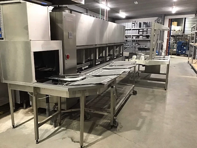 Hobart korvenvaatwasmachine - afbeelding 1 van  10