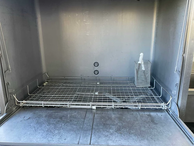 Hobart uxt-10a korvenvaatwasmachine - afbeelding 3 van  8