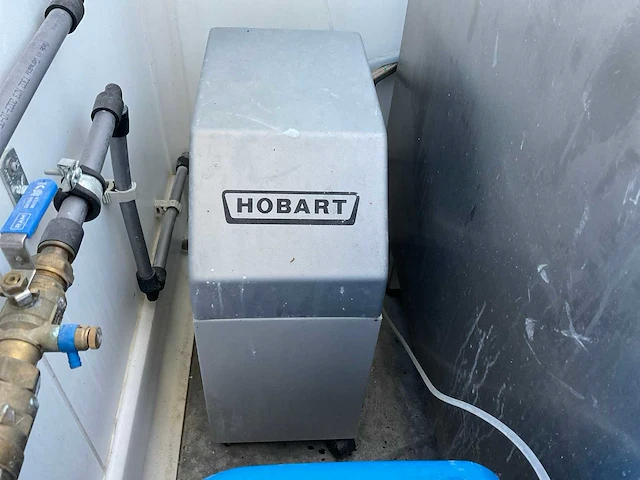 Hobart uxt-10a korvenvaatwasmachine - afbeelding 4 van  8
