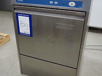 Hobart - afbeelding 1 van  8