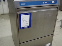 Hobart - afbeelding 2 van  8