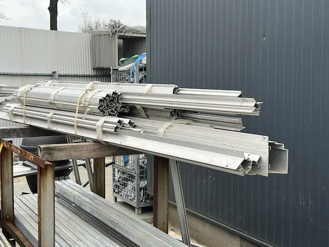Hobbykas ( 7,50 m2) - afbeelding 7 van  7