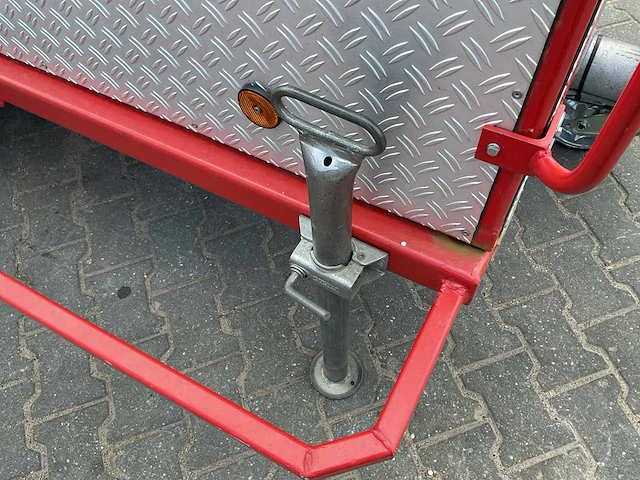 Hobrand schuimblus aanhanger brandweer materiaal - afbeelding 4 van  17