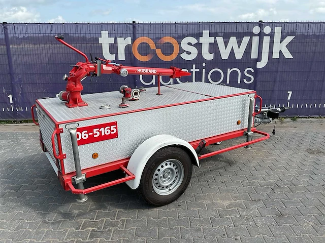 Hobrand schuimblus aanhanger brandweer materiaal - afbeelding 11 van  17