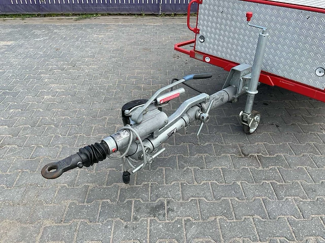 Hobrand schuimblus aanhanger brandweer materiaal - afbeelding 15 van  17