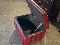 Hocker chesterfield, boxtool, rood - afbeelding 2 van  5