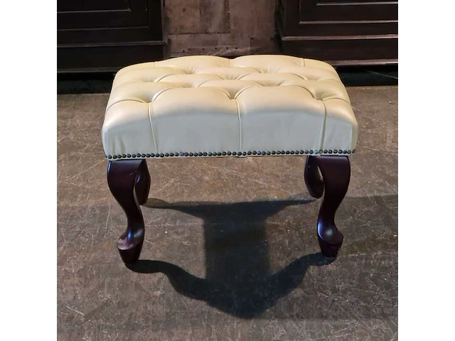 Hocker chesterfield, king, creme - afbeelding 1 van  3