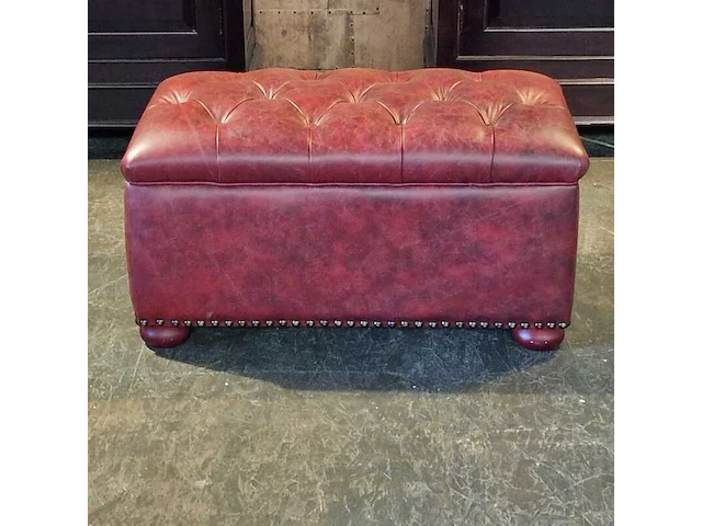 Hocker chesterfield, rood - afbeelding 1 van  3