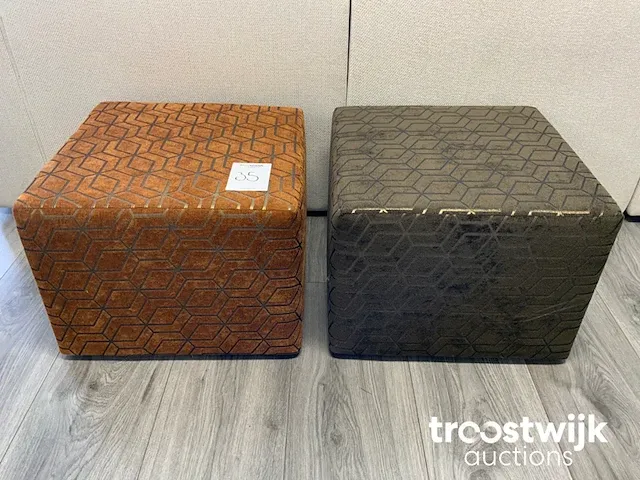 Hocker - afbeelding 1 van  6