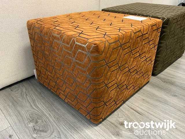 Hocker - afbeelding 4 van  6