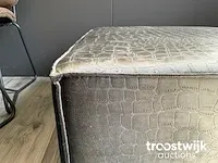 Hocker - afbeelding 3 van  4