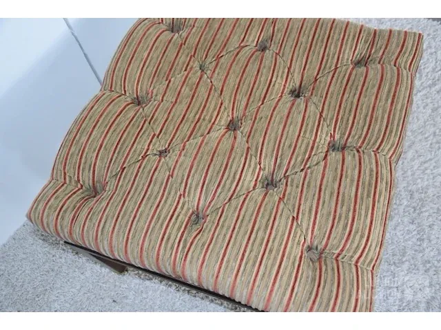 Hocker - afbeelding 4 van  4