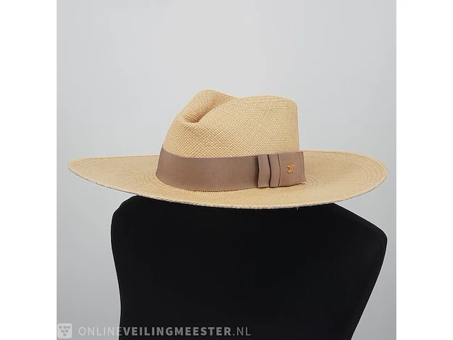 Hoed, maat 57 celine, street style straw hat - afbeelding 2 van  9