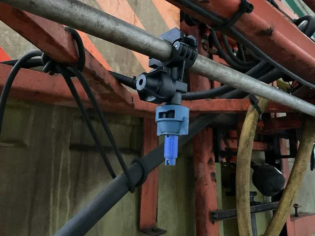 Hoegen dijkhof kappenspuit met douven tank - afbeelding 10 van  12
