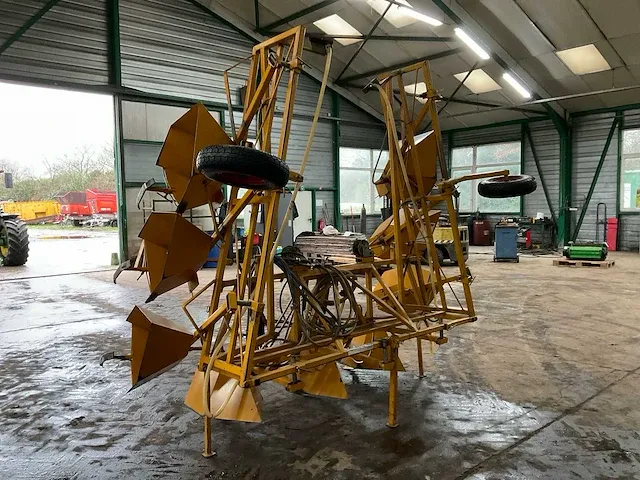 Hoegen dijkhof kappenspuit met douven tank - afbeelding 11 van  12