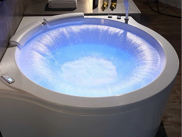 Hoek massagebad met waterval massage - afbeelding 6 van  13