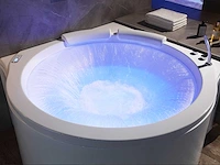 Hoek massagebad met waterval massage - afbeelding 7 van  13