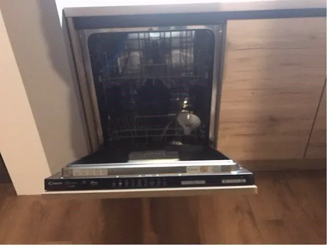Hoek opgestelde keuken - afbeelding 23 van  24