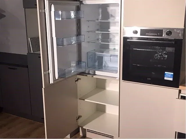 Hoek opgestelde keuken - afbeelding 13 van  22