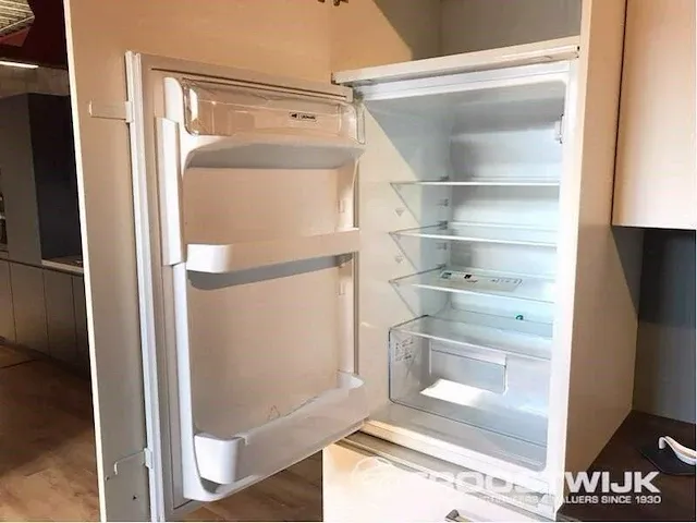 Hoek opgestelde keuken - afbeelding 19 van  20