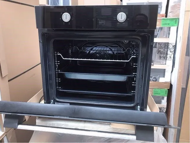 Hoek opgestelde keuken - afbeelding 2 van  16