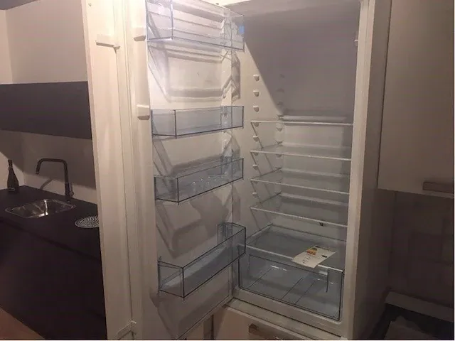 Hoek opgestelde keuken - afbeelding 13 van  16