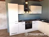 Hoek opgestelde keuken - afbeelding 12 van  20