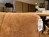 Hoekbank met open eiland – koper stof – zwarte poten - afbeelding 4 van  5