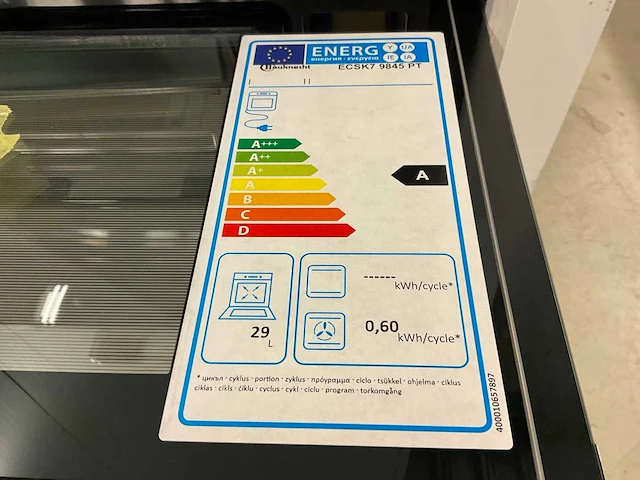 Hoekkeuken met composietsteen werkblad - afbeelding 7 van  27