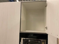 Hoekkeuken met composietsteen werkblad - afbeelding 8 van  27