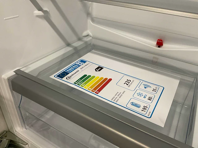 Hoekkeuken met granieten blad vaatwasser en koel vries combinatie - afbeelding 12 van  14
