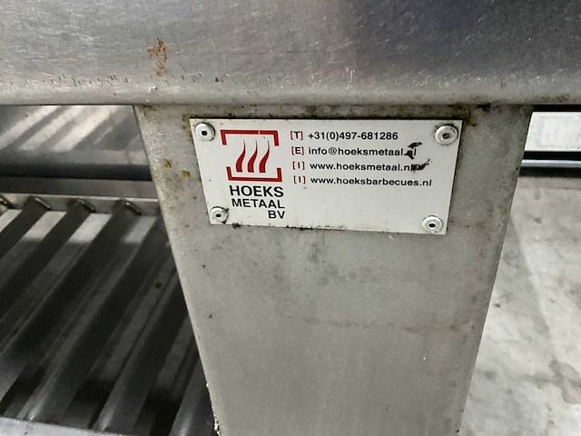 Hoeks metaal - rvs houtskool barbecue - afbeelding 2 van  10