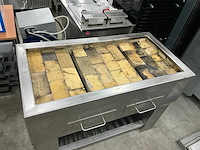 Hoeks metaal - rvs houtskool barbecue - afbeelding 5 van  10