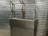 Hoeks metaal houtskoolgrill - afbeelding 4 van  12
