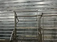Hoeks metaal houtskoolgrill - afbeelding 9 van  12