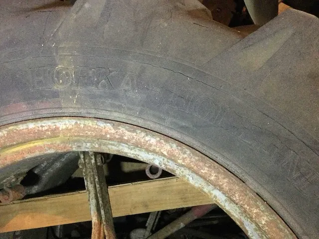 Hofka holland tractor dubbellucht band, wiel en velg (2x) - afbeelding 2 van  5