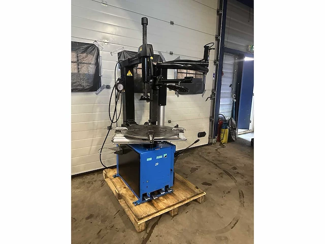 Hofmann - monty 2300 - tyre changing device - 2007 - afbeelding 2 van  9