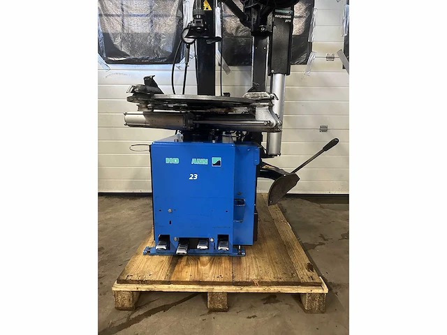 Hofmann - monty 2300 - tyre changing device - 2007 - afbeelding 5 van  9