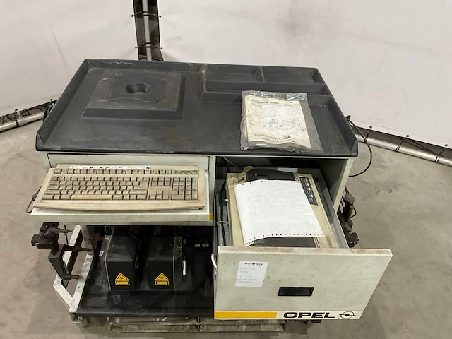 Hofmann dynaliner 330 uitlijnmachine - afbeelding 11 van  13