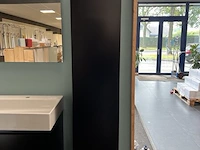 Hoge kast detremmerie, matzwart