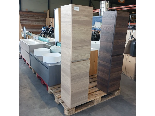 Hoge kast, xenz, space, navarro oak (em105) - afbeelding 1 van  6
