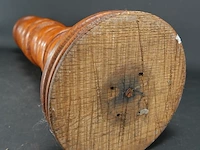 Hoge massief houten kandelaar - afbeelding 5 van  5