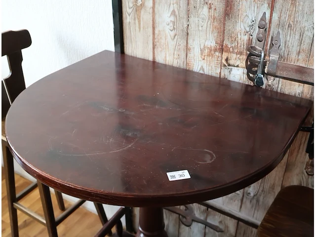 Hoge ronde muur tafel - afbeelding 4 van  4