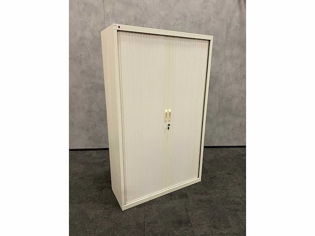 Hoge stalen roldeurkast - afbeelding 2 van  9