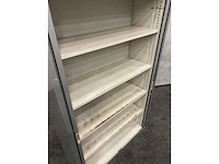 Hoge stalen roldeurkast - afbeelding 7 van  7