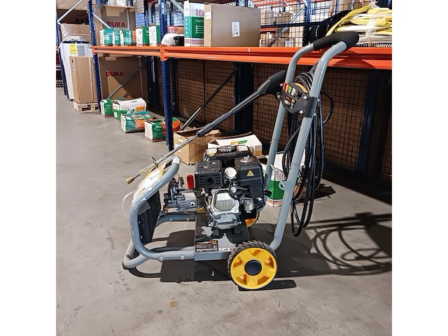 Hogedruk spuit benzine motor, powerplus, 250bar 540 liter per uur, zwart, 2023 - afbeelding 5 van  11