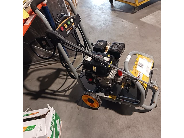 Hogedruk spuit benzine motor, powerplus, 250bar 540 liter per uur, zwart, 2023 - afbeelding 8 van  11